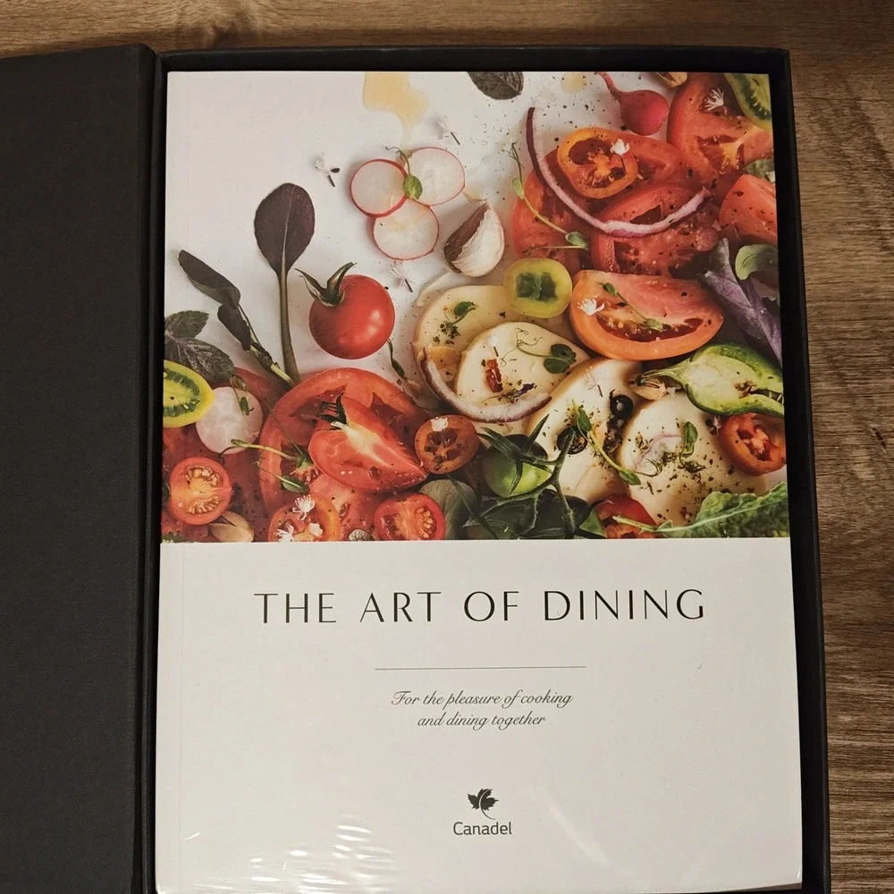 Canadel Cutting Board and Art of Dining Book Set OS Natural Wood Gift‎ Box